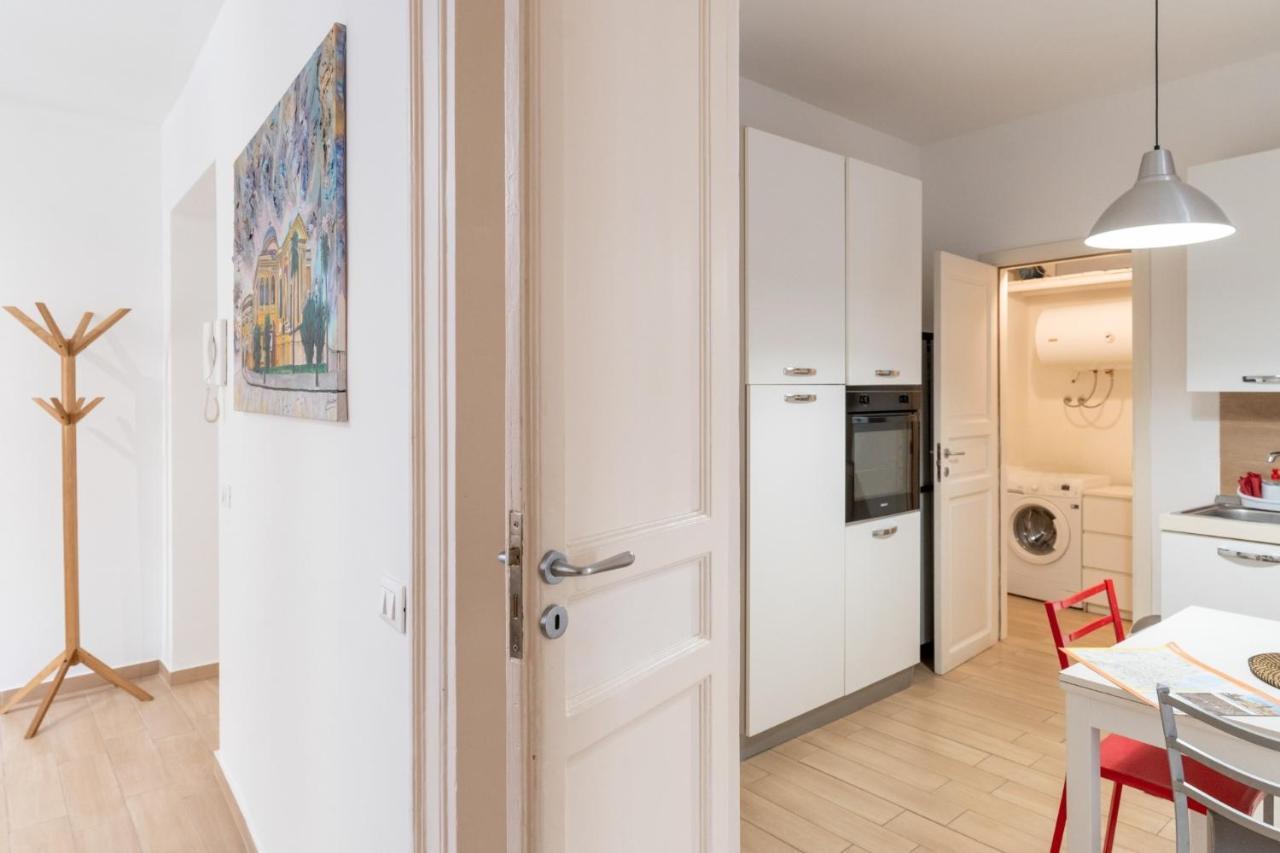 Four Luxury Apartment Палермо Екстериор снимка