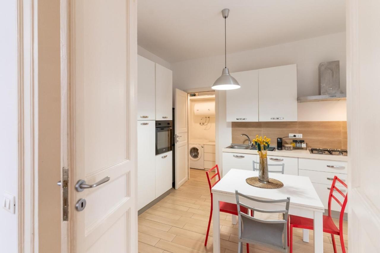 Four Luxury Apartment Палермо Екстериор снимка