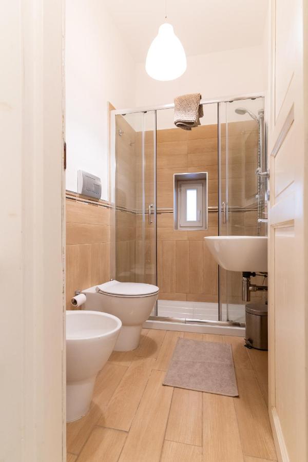 Four Luxury Apartment Палермо Екстериор снимка
